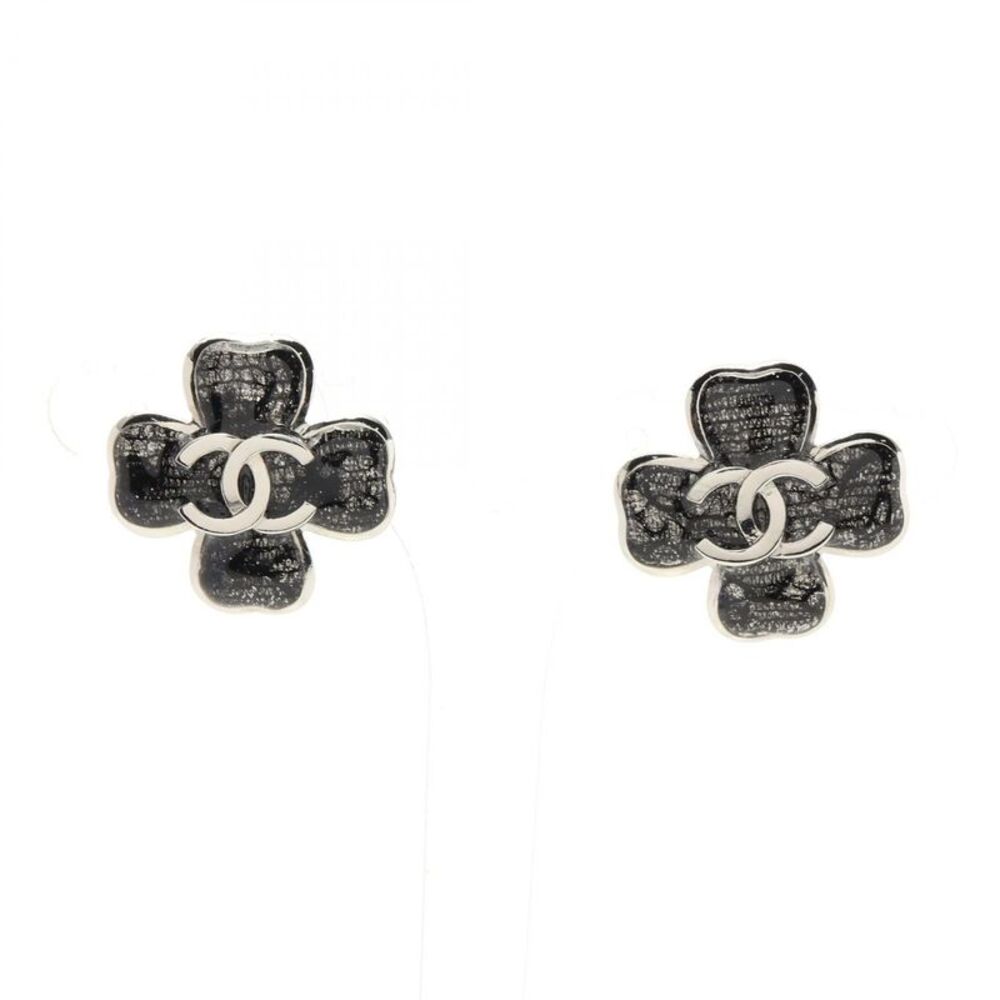 Chanel Coco Mark Earrings - Picture 4 of 8